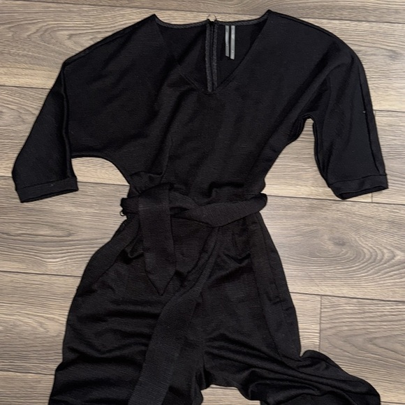 Anthropologie Sutton Ponte black one piece jumpsuit size small - Picture 4 of 16